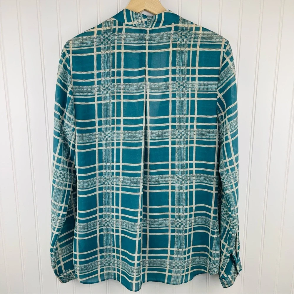 CAbi windowpane wrap